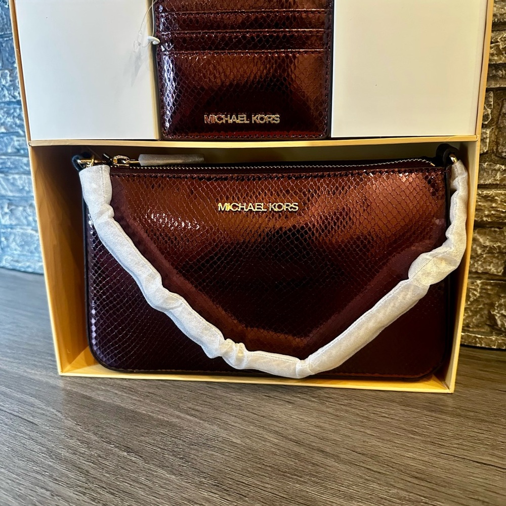 NWT Michael Kors Crossbody & Card Holder Gift Box $548 retail - Picture 14 of 14